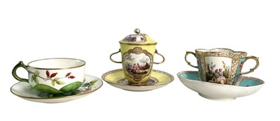 Lot 27 - THREE ENGLISH & CONTINENTAL 19TH CENTURY PORCELAIN CUPS & SAUCERS