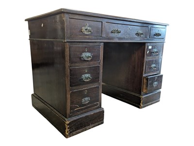 Lot 786 - EDWARDIAN MAHOGANY & LEATHER TWIN PEDESTAL OFFICE DESK