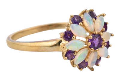 Lot 51 - HALLMARKED 9CT GOLD OPAL & AMETHYST FLOWER CLUSTER RING