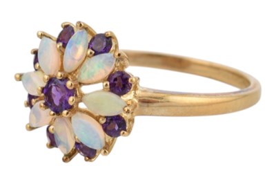Lot 51 - HALLMARKED 9CT GOLD OPAL & AMETHYST FLOWER CLUSTER RING