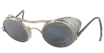 Lot 111 - DOCTOR WHO - A CHRISTMAS CAROL - PROP GOGGLES