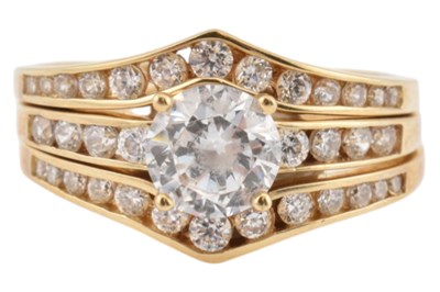 Lot 210 - HALLMARKED 14CT GOLD & CZ STACKING RING