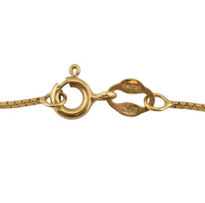 Lot 45 - HALLMARKED 18CT GOLD & DIAMOND PENDANT NECKLACE