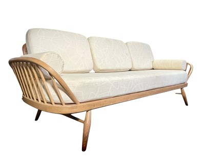 Lot 60 - ERCOL - MODEL 355 STUDIO COUCH - 70S DAYBED