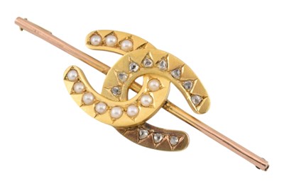 Lot 68 - EARLY 20TH CENTURY GOLD PEARL & DIAMOND LUCKY HORSESHOE BROOCH PIN