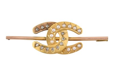Lot 68 - EARLY 20TH CENTURY GOLD PEARL & DIAMOND LUCKY HORSESHOE BROOCH PIN