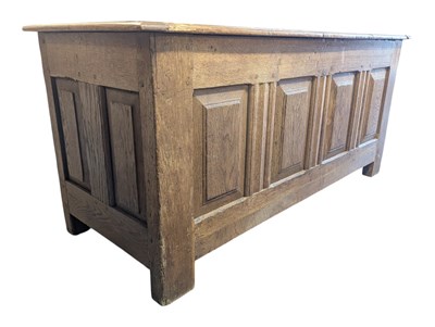 Lot 794 - LARGE 20TH CENTURY OAK COFFER TRUNK