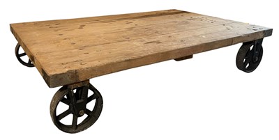 Lot 242 - LARGE & HEAVY VINTAGE 20TH CENTURY PINE WOOD & CAST IRON LOW COFFEE TABLE