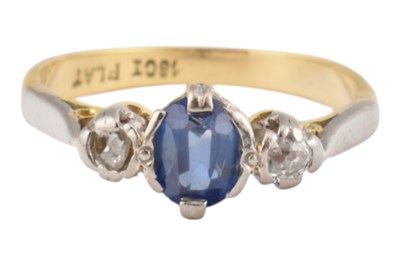 Lot 211 - 18CT GOLD PLATINUM SAPPHIRE & DIAMOND THREE STONE RING