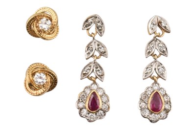 Lot 498 - TWO PAIRS OF GEM SET 9CT GOLD EARRINGS