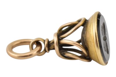Lot 14 - 19TH CENTURY GOLD INTAGLIO BUTTERFLY SEAL WATCH FOB