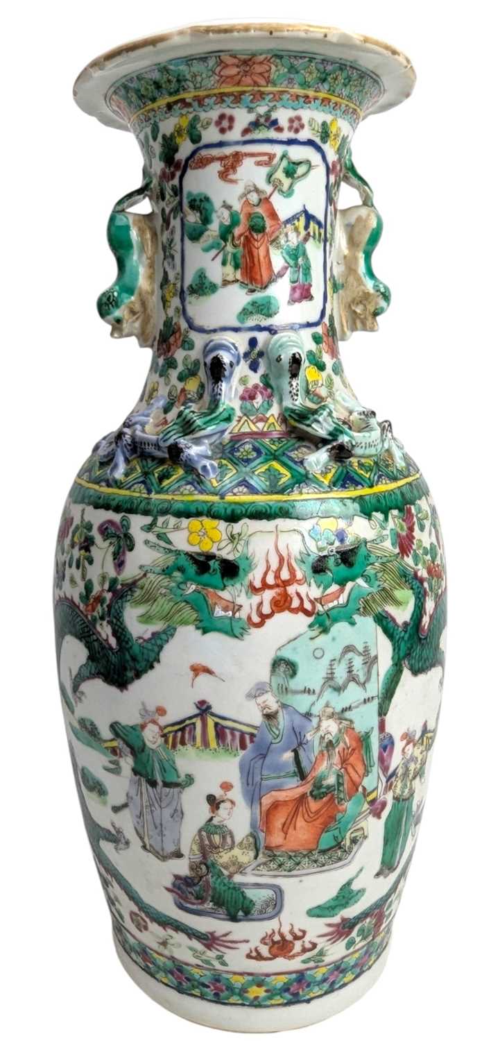 Lot 20 - 19TH CENTURY QING DYNASTY FAMILLE VERTE WUCAI TWIN HANDLED VASE 清 五彩人物龙纹瓶