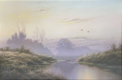 Lot 42 - DAVID WALLER (B. 1945) - UNTITLED OIL ON CANVAS LANDSCAPE AT DAWN