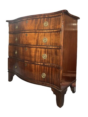 Lot 600 - GEORGE III 19TH CENTURY MAHOGANY SERPENTINE CHEST OF DRAWERS