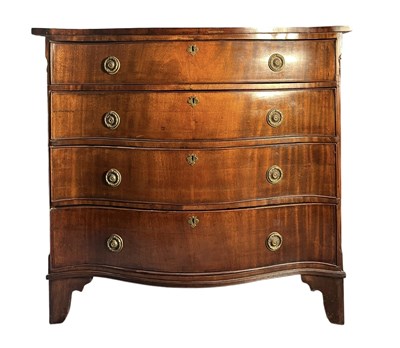 Lot 600 - GEORGE III 19TH CENTURY MAHOGANY SERPENTINE CHEST OF DRAWERS