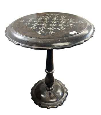 Lot 633 - VICTORIAN 19TH CENTURY PAPIER-MACHE & ABALONE INLAID TILT TOP SIDE TABLE