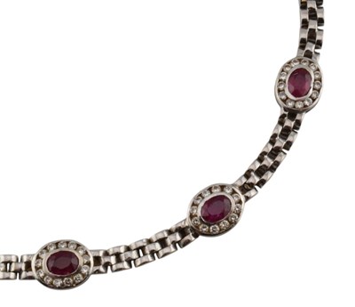 Lot 62 - 18CT GOLD RUBY & DIAMOND COLLAR NECKLACE