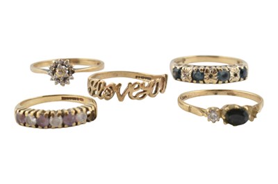 Lot 612 - COLLECTION OF FIVE HALLMARKED 9CT GOLD GEM SET RINGS RINGS AF