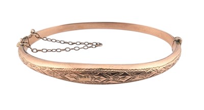 Lot 84 - VICTORIAN HALLMARKED 9CT GOLD HINGED BANGLE