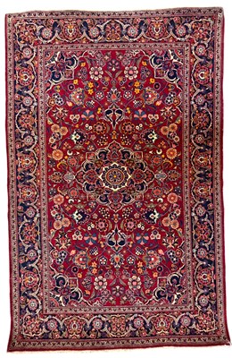 Lot 520 - 20TH CENTURY NORTHEAST IRAN MASHAD WOOL FLOOR CARPET RUG