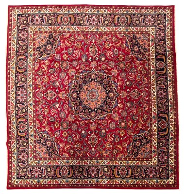 Lot 572 - 20TH CENTURY CENTRAL PERSIAN KASHAN SIGNED WOOL FLOOR CARPET RUG