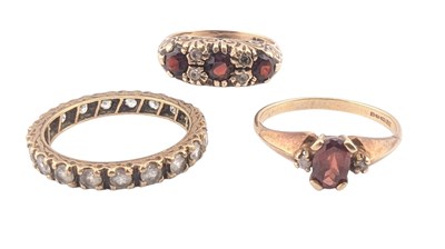Lot 504 - THREE 9CT GOLD & GEM SET RINGS