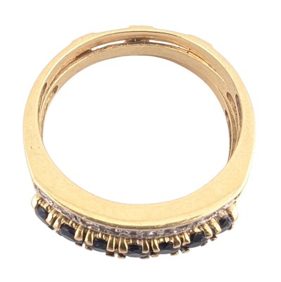 Lot 81 - GOLD SAPPHIRE & DIAMOND THREE BAND RING