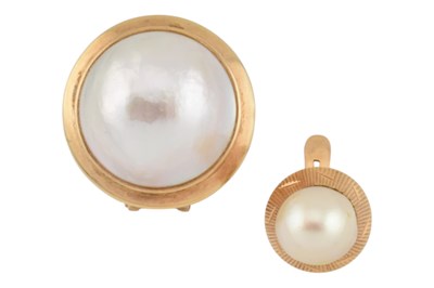 Lot 267 - TWO GOLD MOUNTED PEARL EARRINGS