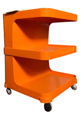 Lot 345 - MANNER OF KARTELL - RETRO 20TH CENTURY ORANGE THREE-TIER DRINKS TROLLEY