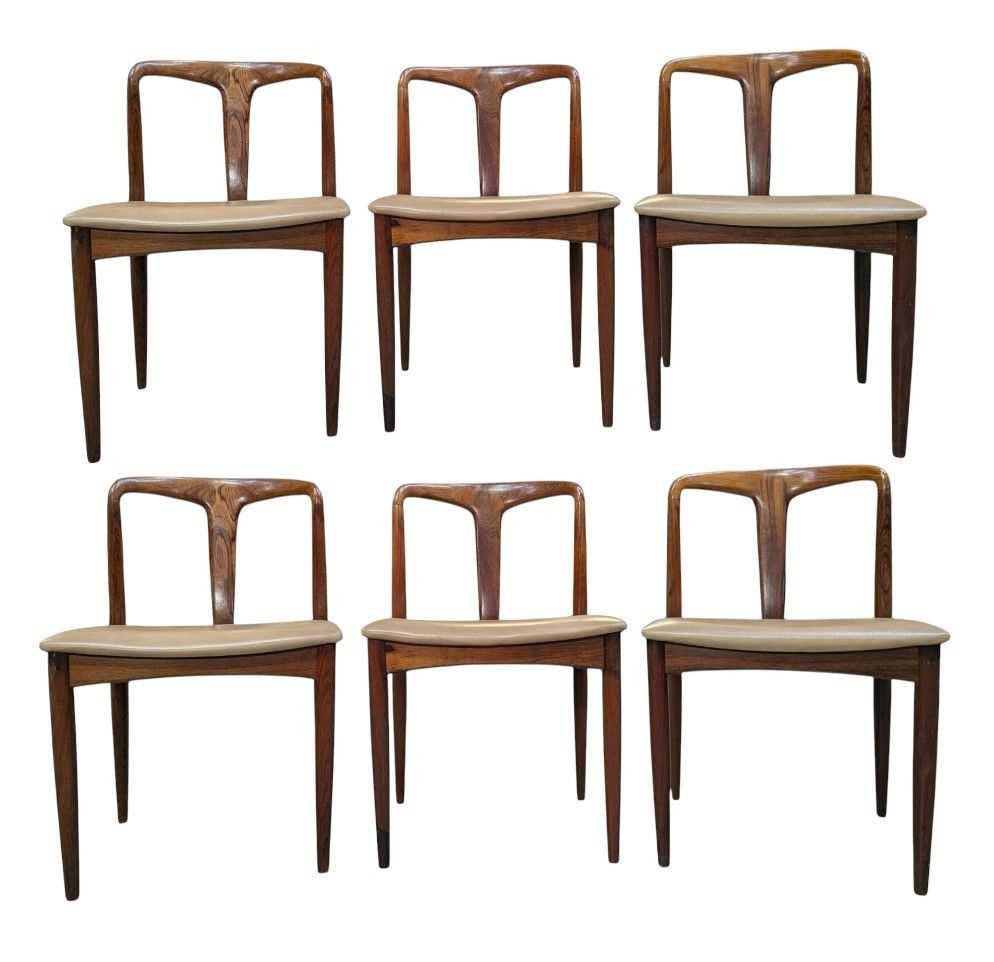 Lot 200 - JOHANNES ANDERSEN FOR ULDUM MOBELFABRIK - SET OF SIX JULIANE DINING CHAIRS
