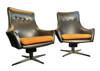 Lot 132 - PAIR OF 1970S SWIVEL EASY LOUNGE CHAIRS