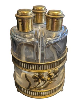 Lot 223 - EARLY 20TH CENTURY ART DECO GLASS SCENT BOTTLE SET