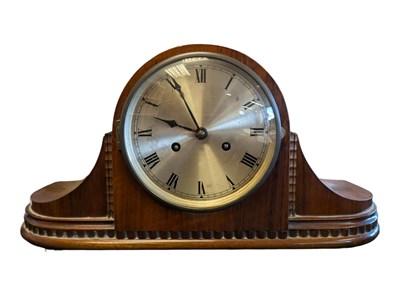 Lot 253 - EARLY 20TH CENTURY NAPOLEON HAT MAHOGANY MANTEL CLOCK