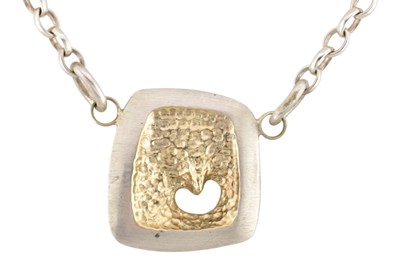 Lot 631 - SARAH PREISLER HALLMARKED SILVER PENDANT NECKLACE