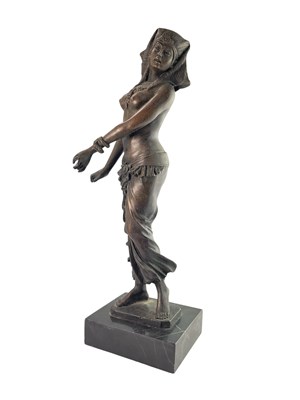 Lot 143 - B. C. ZHENG - EGYPTIAN PHARAOH LADY - ART DECO BRONZE SCULPTURE