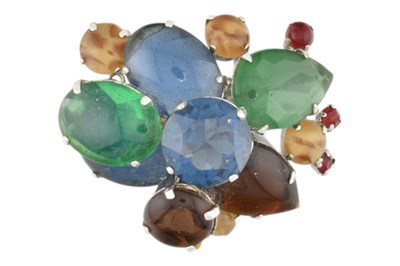 Lot 535 - CHRISTIAN DIOR GEM SET BROOCH PIN