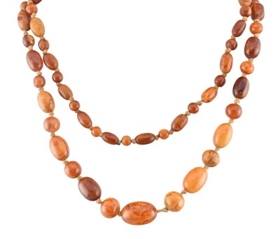 Lot 549 - EARLY 20TH CENTURY AMBER BEAD NECKLACE