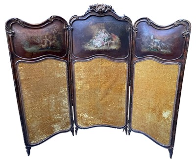Lot 678 - LOUIS XV INSPIRED 19TH CENTURY VERNIS MARTIN STYLE PAINTED WOOD & VELVET SCREEN