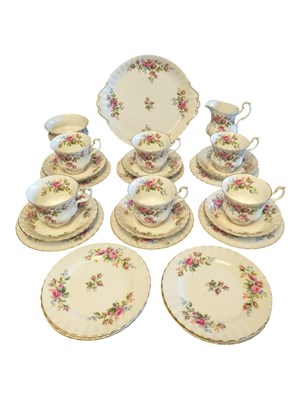 Lot 71 - ROYAL ALBERT - LATE 20TH CENTURY MOSS ROSE BONE CHINA TEA SERVICE