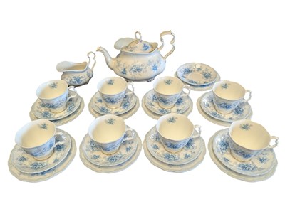 Lot 53 - ROYAL ALBERT - 1980S TIFFANY PATTERNED BONE CHINA TEA SERVICE