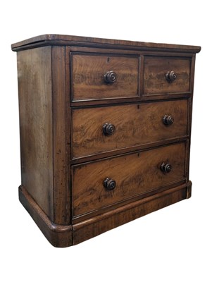 Lot 797 - VICTORIAN 19TH CENTURY MAHOGANY COTTAGE CHEST OF DRAWERS