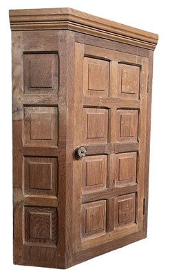 Lot 13 - BEAVERMAN - COLIN ALMACK & DAVID RICHARD GLEGG - ENGLISH OAK CORNER CUPBOARD