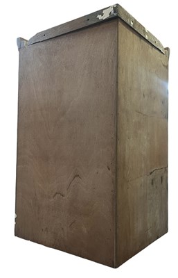 Lot 13 - BEAVERMAN - COLIN ALMACK & DAVID RICHARD GLEGG - ENGLISH OAK CORNER CUPBOARD