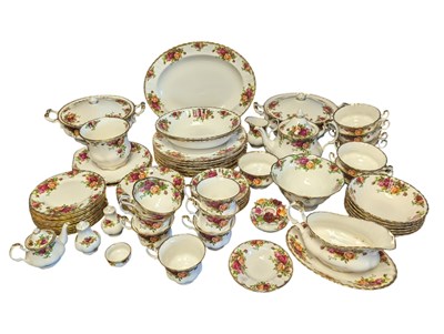 Lot 110 - ROYAL ALBERT - 20TH CENTURY BONE CHINA OLD COUNTRY ROSES DINNER SERVICE