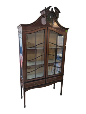 Lot 773 - EDWARDIAN MAHOGANY BOOKCASE DISPLAY CABINET