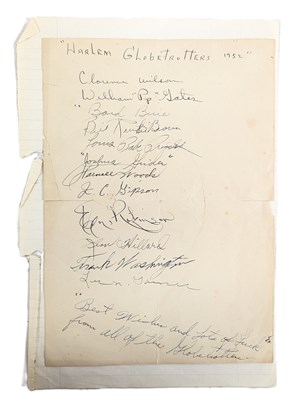 Lot 113 - SPORT - HARLEM GLOBETROTTERS 1952 TEAM SIGNED SHEET