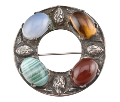 Lot 521 - ROBERT ALISON - 1960S HALLMARKED SILVER AGATE SPECIMEN BROOCH PIN