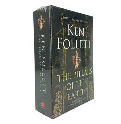 Lot 162 - FOLLETT, KEN - 2008 LIMITED SIGNED EDITION OF THE PILLARS OF THE EARTH, IN ORIGINAL PACKAGING