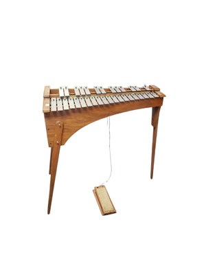 Lot 419 - MUSICAL INSTRUMENTS - HOHNER OF LONDON GRANTON GLOCKENSPIEL