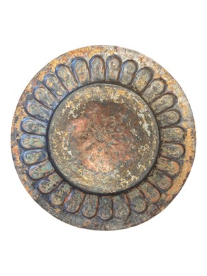 Lot 356 - 19TH CENTURY INDIAN ENGRAVED COPPER CHARGER / PLATE